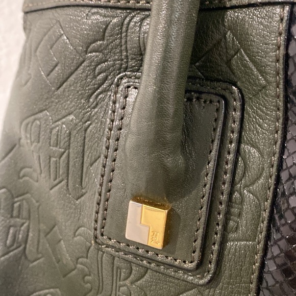 Women’s L.A.M.B Green Leather Tote with a Zipper closure - Picture 8 of 16